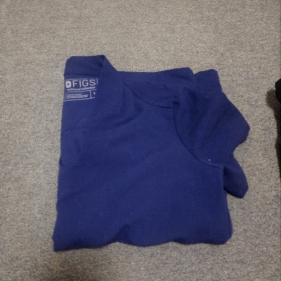 Figs Small Scrub Top Bundle - Picture 2 of 3